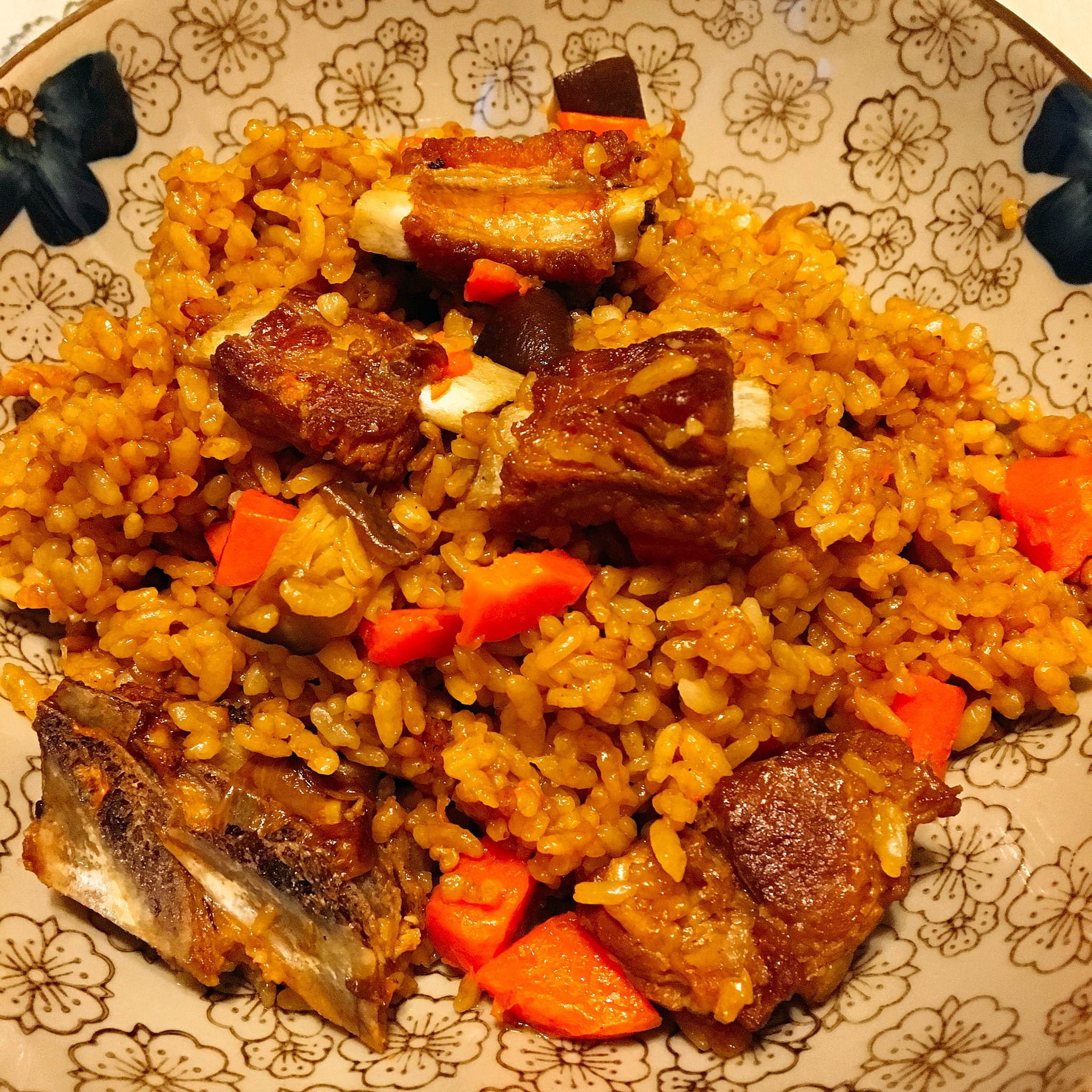 喷香排骨焖饭（爆好吃）