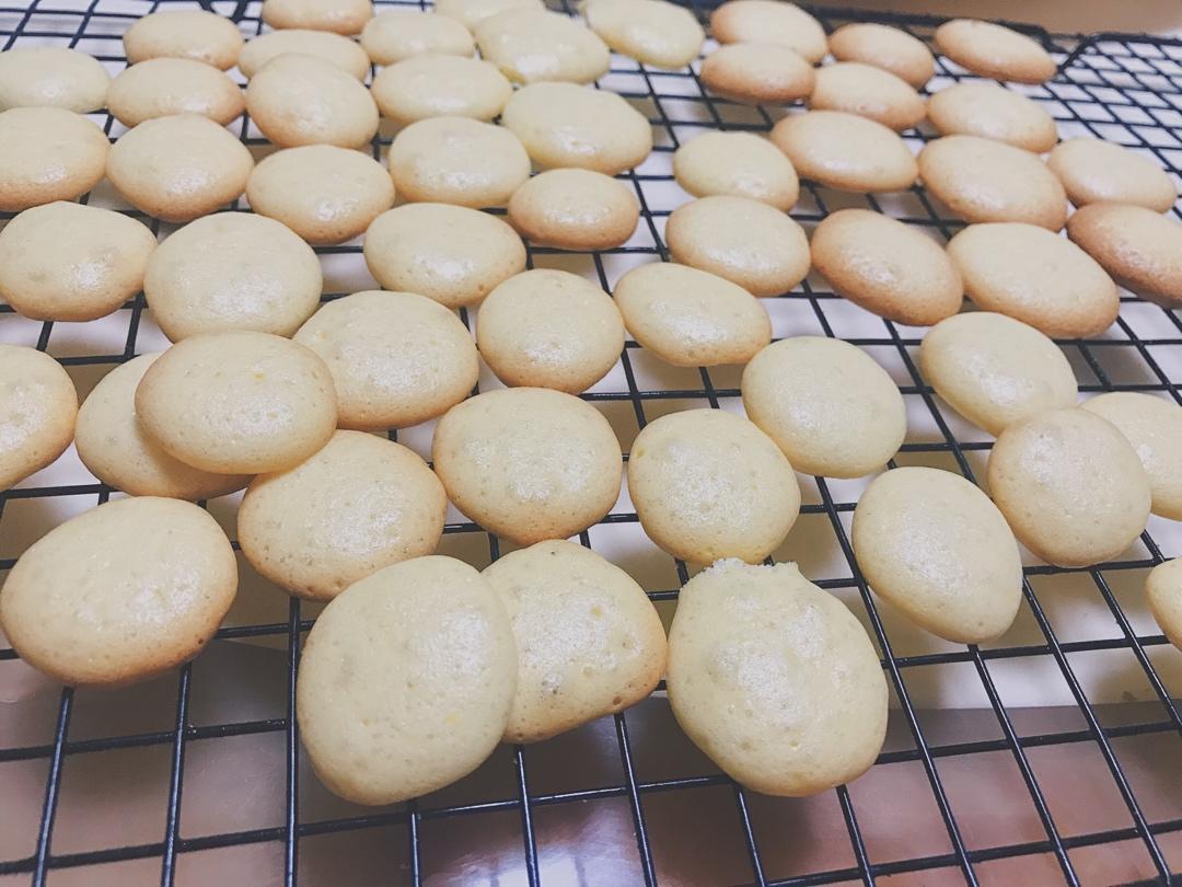 鸡蛋小饼干