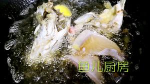 藤椒泡菜汁淋鳜鱼──《鱼儿厨房》2018年夜饭的做法 步骤6