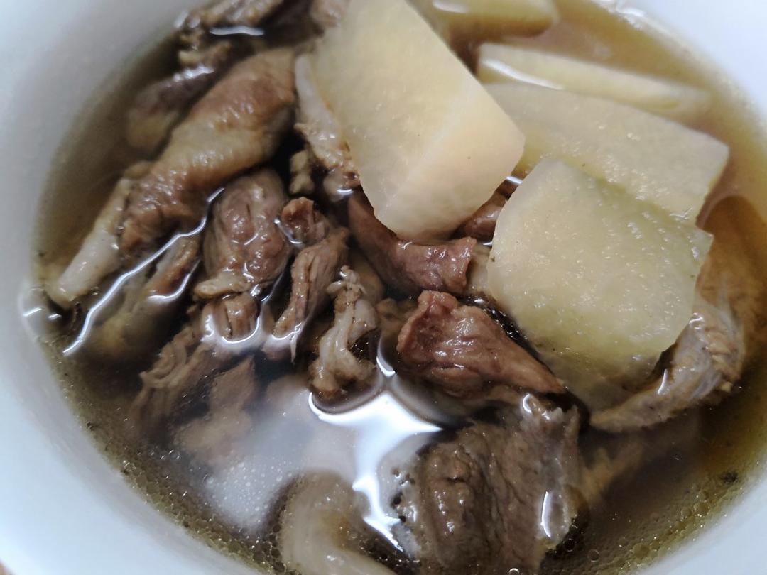 【萝卜炖牛杂】