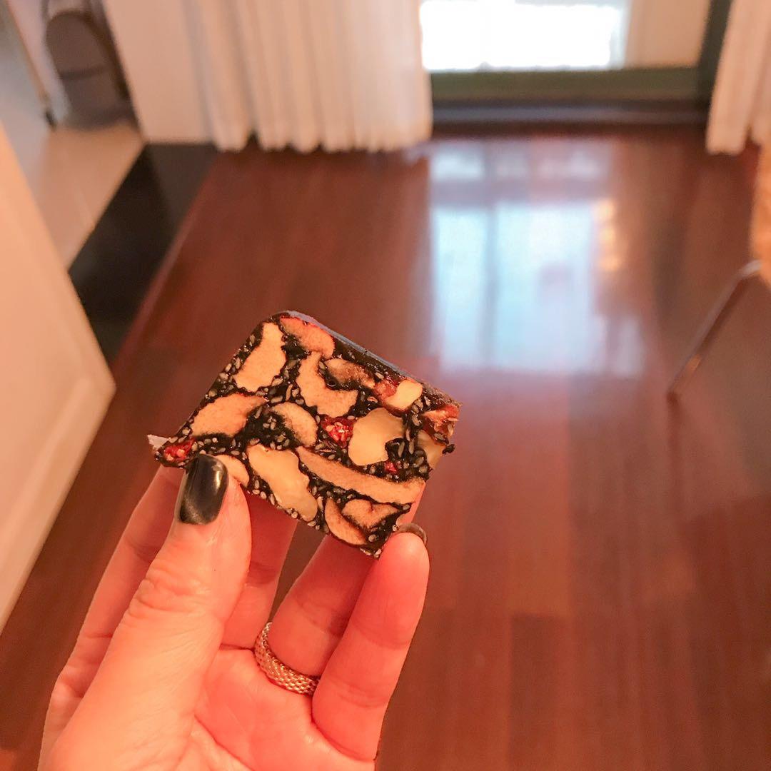 小美版·阿胶固元膏