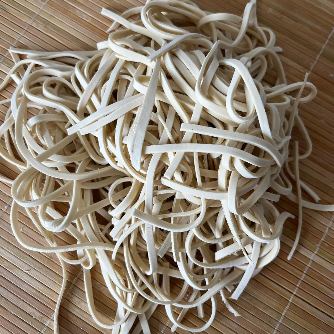 自制面条                           （压面机）