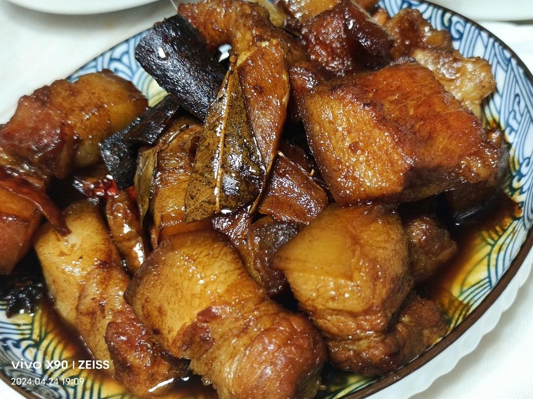 不焯水不放油的家常红烧肉