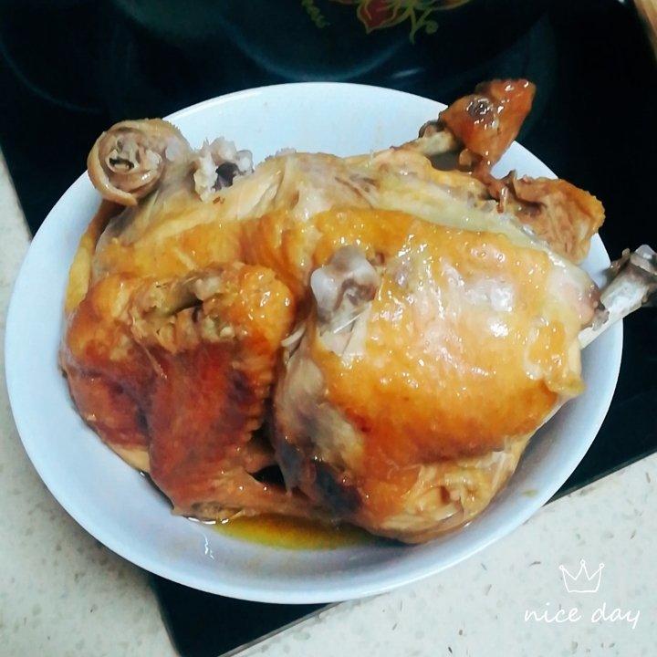 电饭煲焗三黄鸡