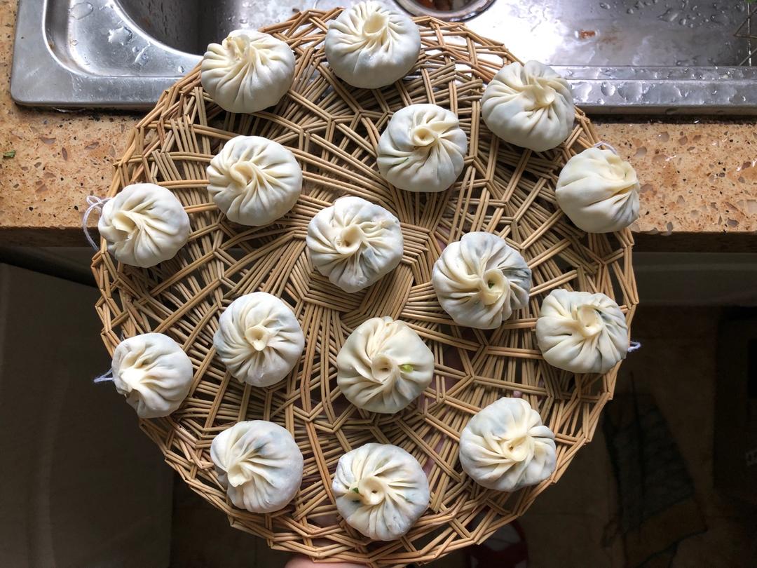 荤香素馅包子