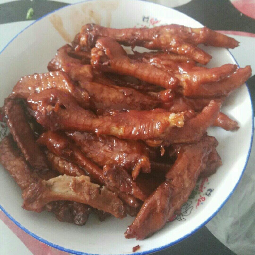 卤鸡翅尖