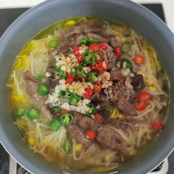 酸汤肥牛