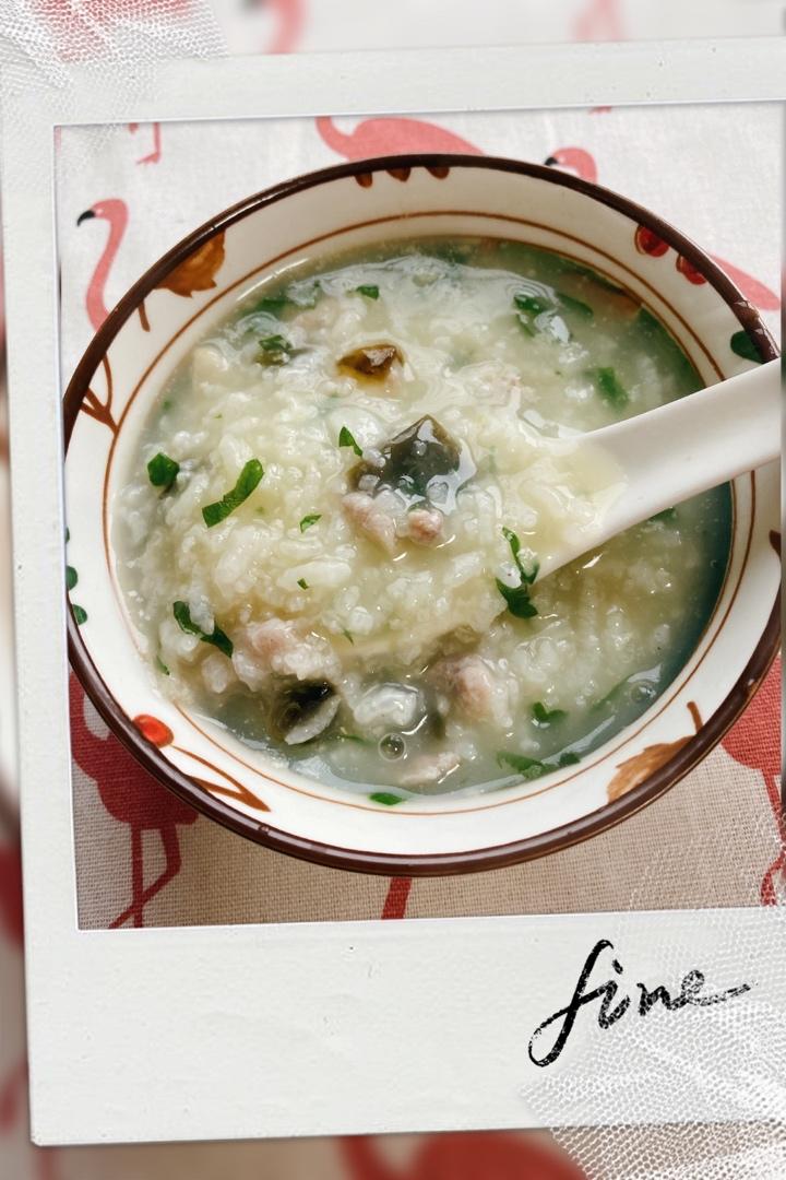 十五分钟快手之香滑皮蛋瘦肉粥(附五分钟电饭煲电压力锅更快捷方法)