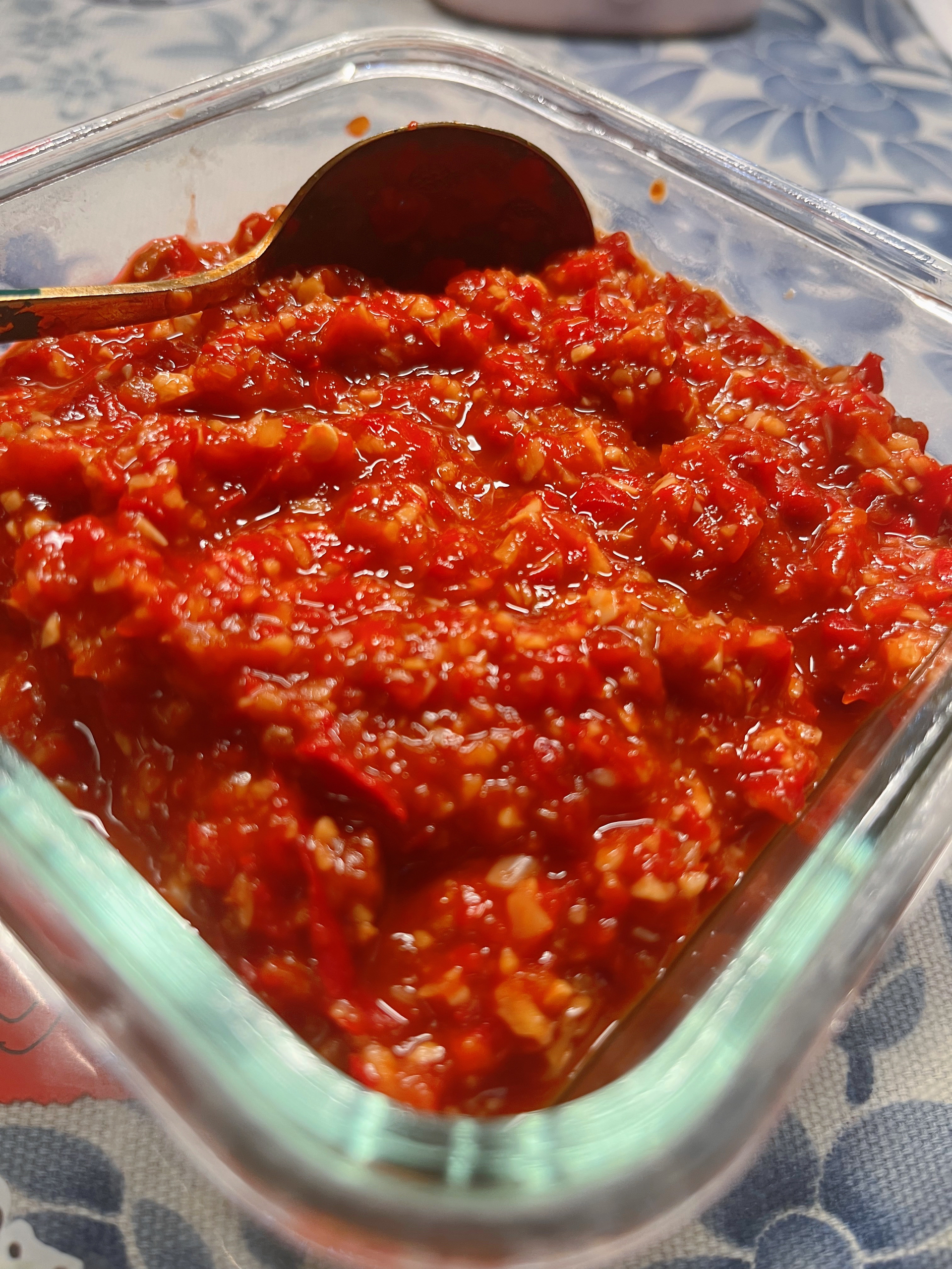 暖暖的手工熬制辣椒酱的做法