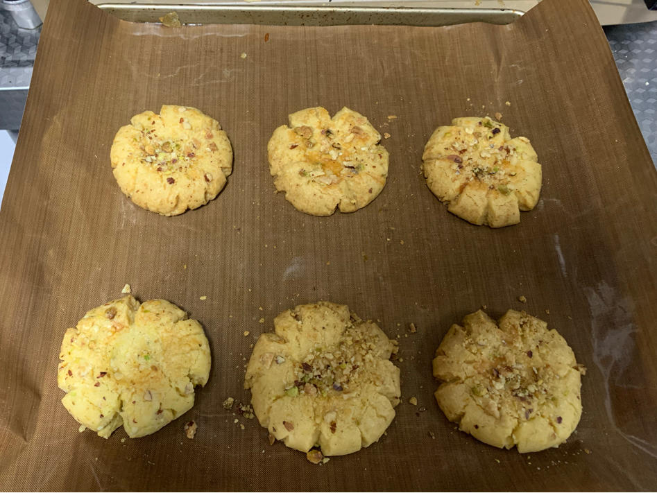 轻轻一按就碎掉的原味桃酥（不输猪油版）