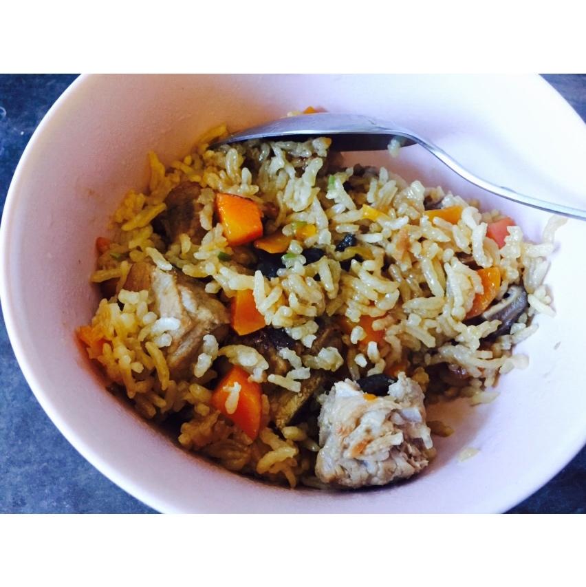 喷香排骨焖饭（爆好吃）