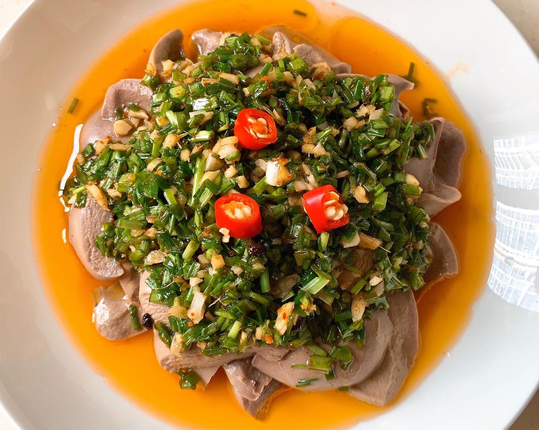 香葱炝腰花（香葱抢戏，腰片不膻，拌面绝配）的做法