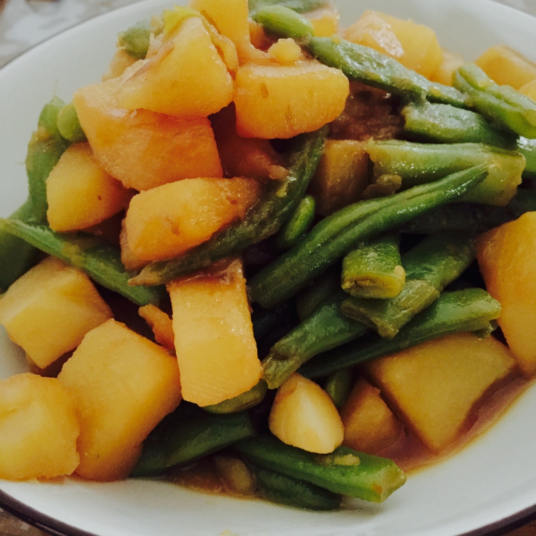 土豆焖扁豆