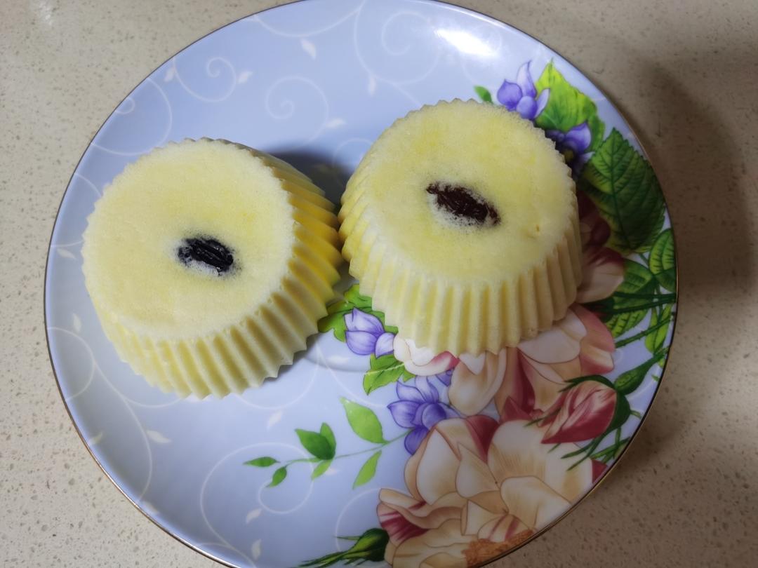 粘米粉蒸蛋糕