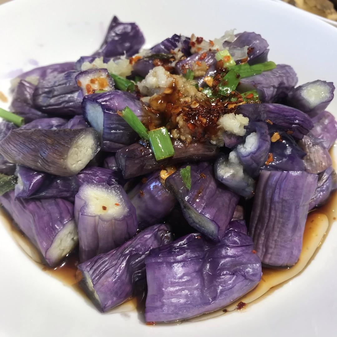 三分钟蒸出艳丽茄子
