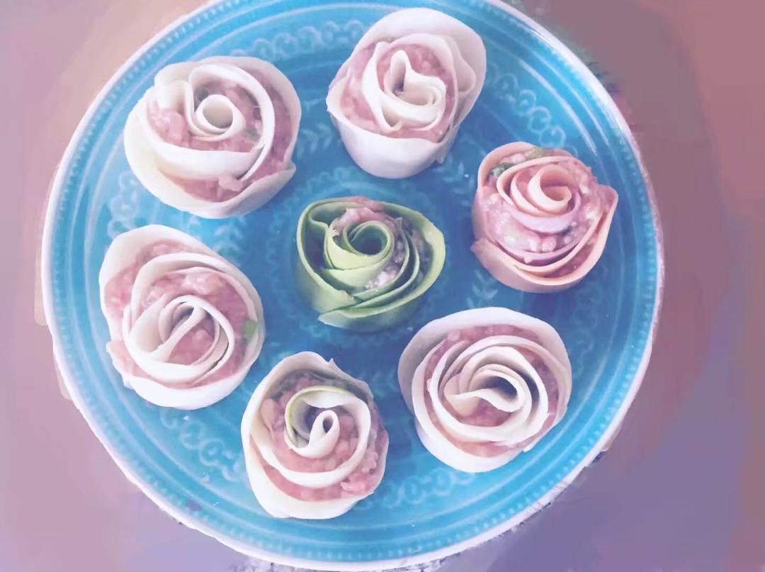 玫瑰花抱蛋煎饺