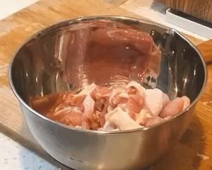 鸡肉味噌豆乳锅的做法 步骤3