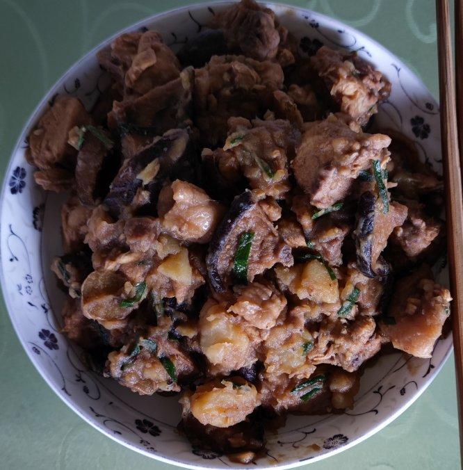 简单又好吃的黄焖鸡