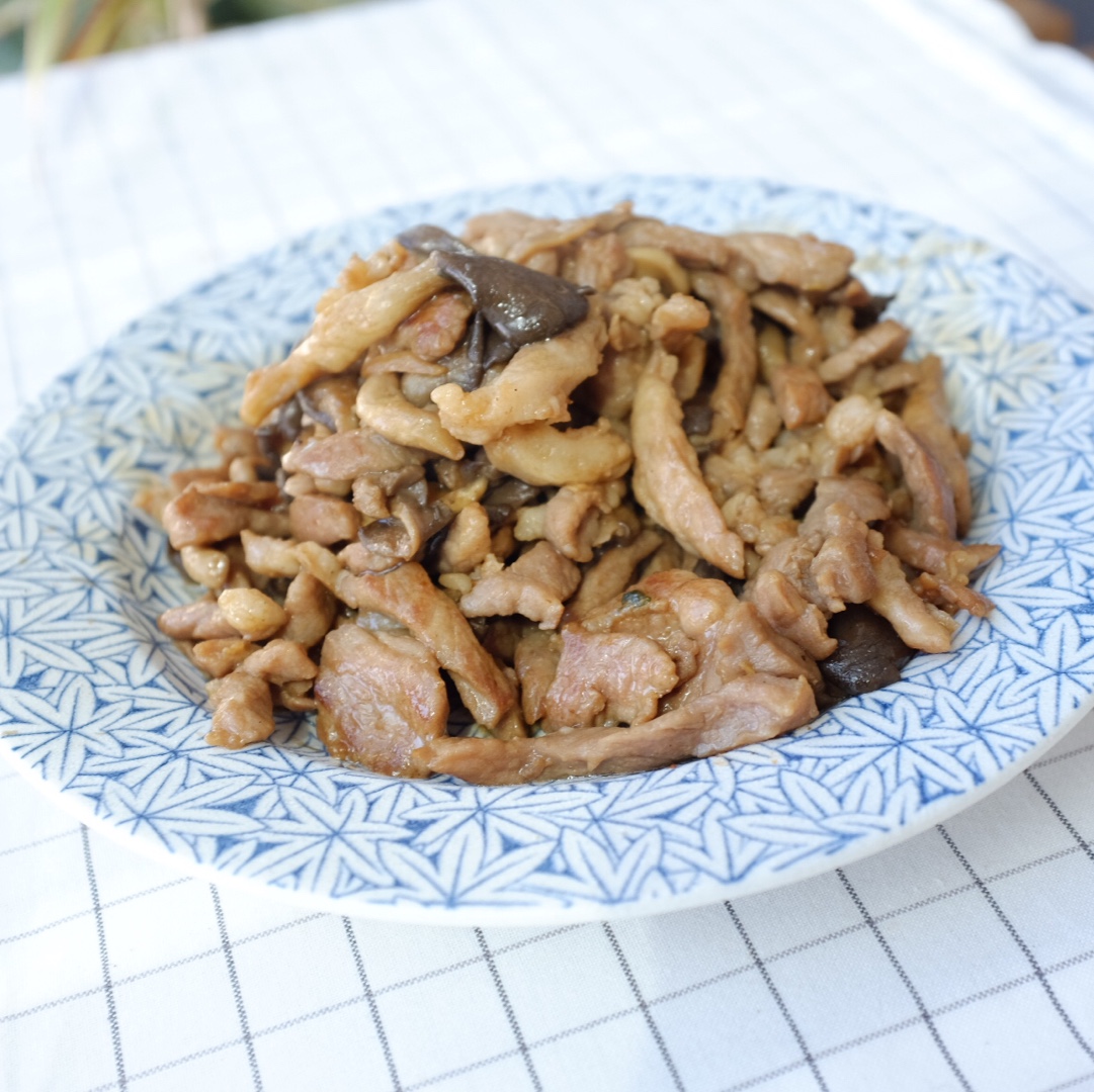 平菇炒肉