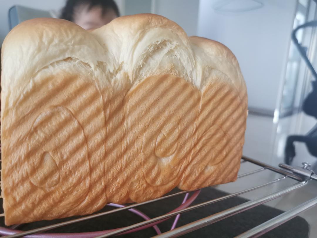 大名鼎鼎的吐司——妃娟100%中种北海道牛奶吐司