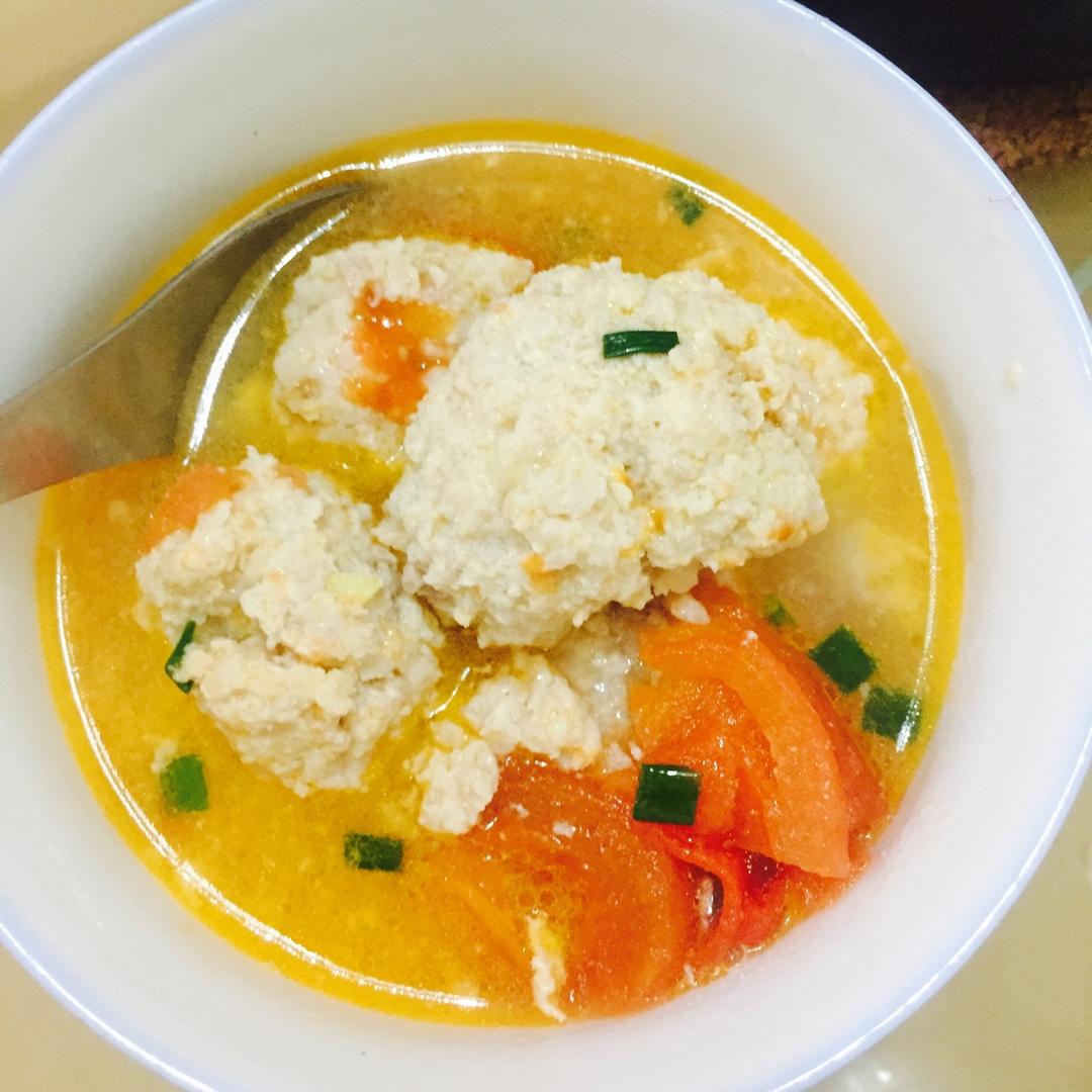 蕃茄丸子汤。
