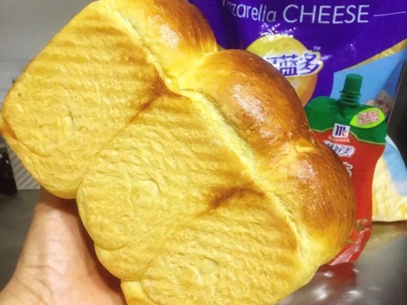 纯奶手撕吐司的做法 步骤1