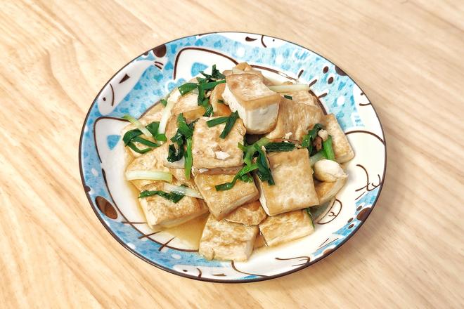 一清二白【小葱炒豆腐】简单家常味的做法