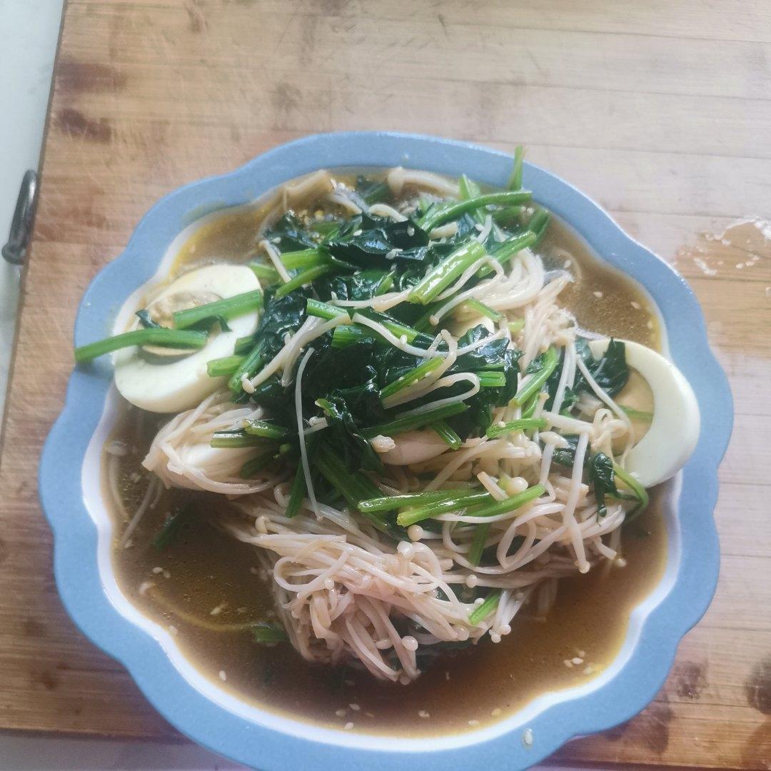 凉拌菠菜金针菇 低卡减脂餐