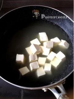 海带豆腐汤的做法 步骤3