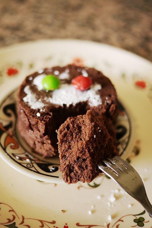 微波巧克力蛋糕的做法