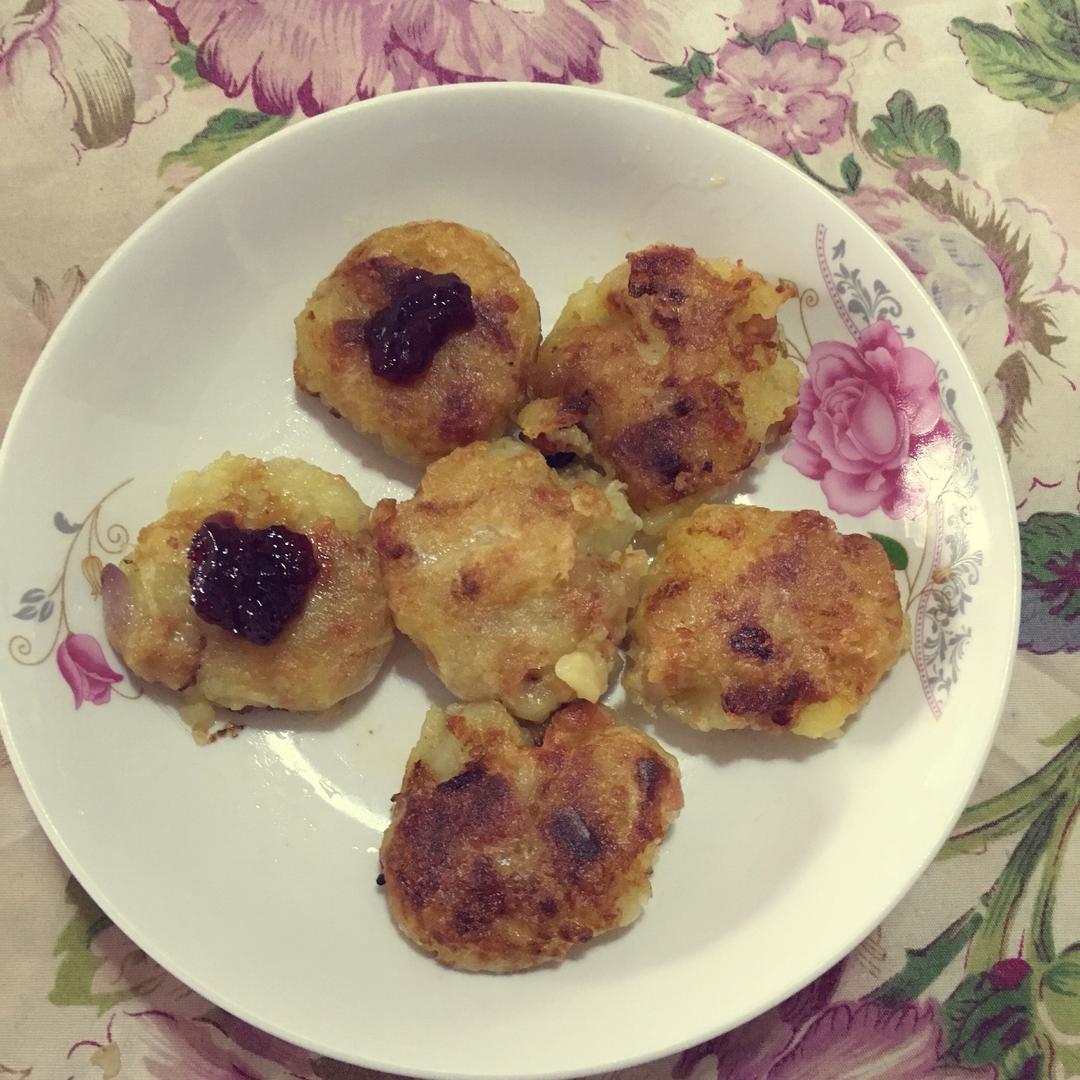 可乐饼 （肉末洋葱土豆饼）