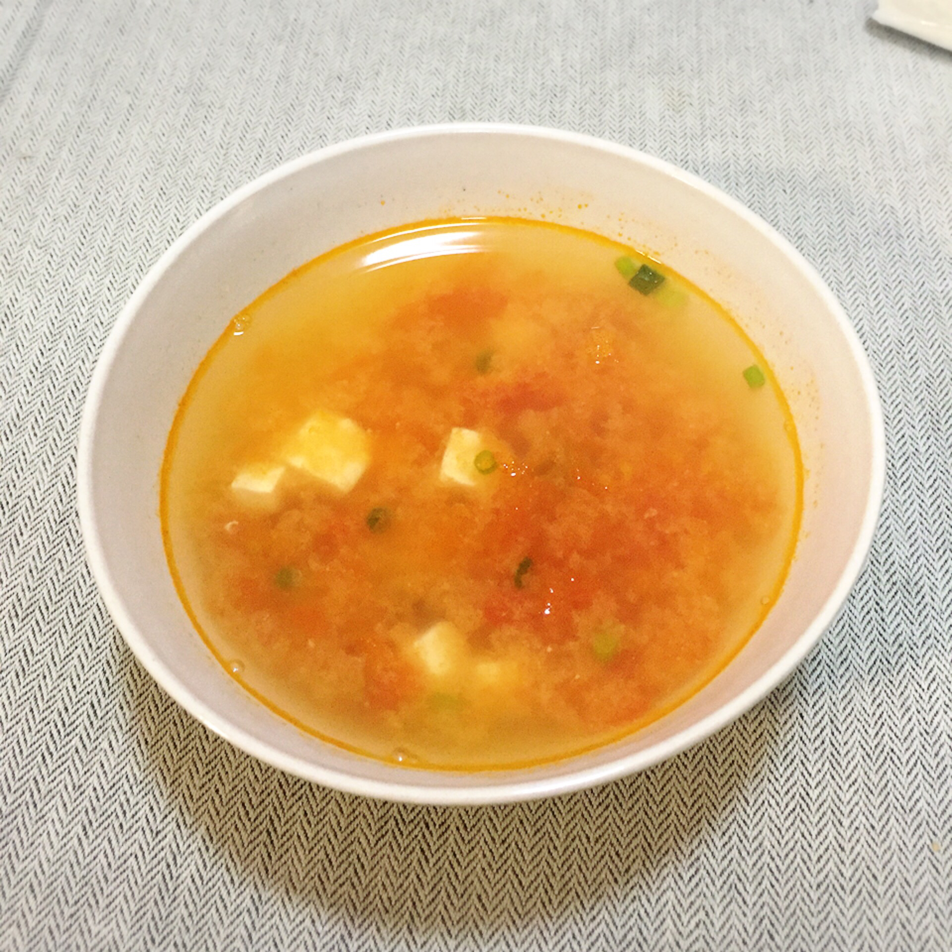 夏日番茄味噌汤