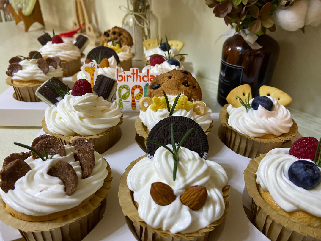 戚风小纸杯蛋糕