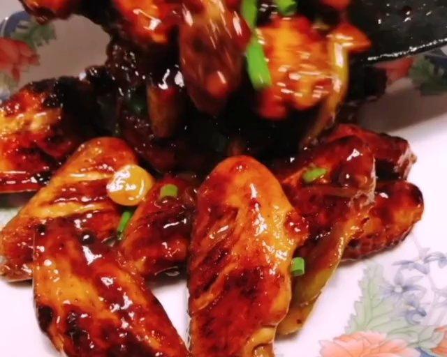 🍺啤酒鸡翅中配大米饭