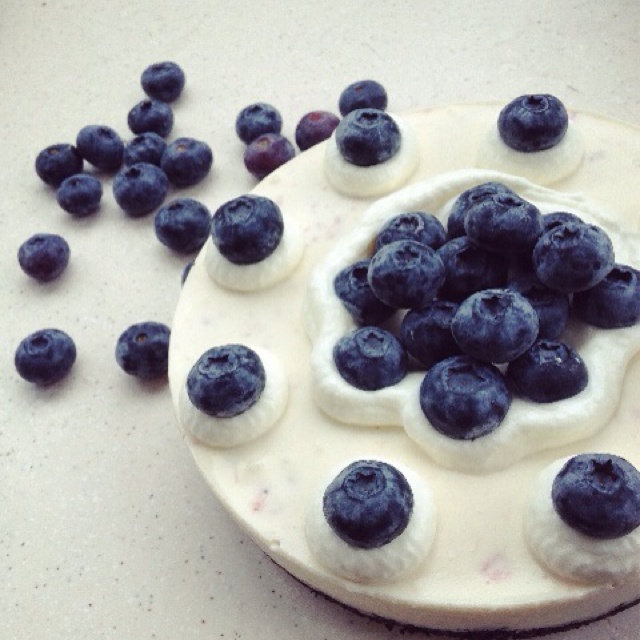 草莓果粒冻芝士蛋糕