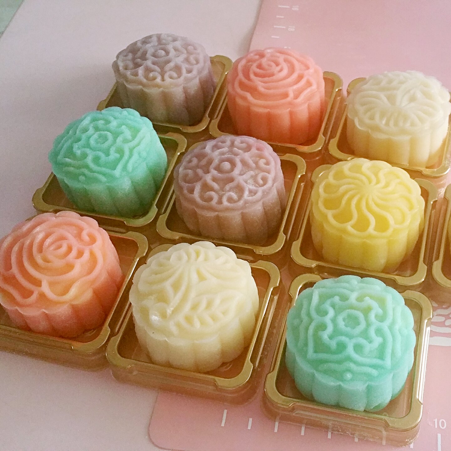 molcy做的芝士奶黄冰皮月饼