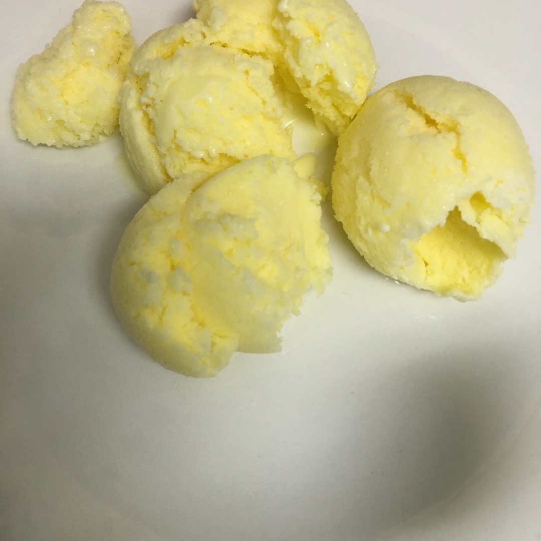 奶油冰淇淋