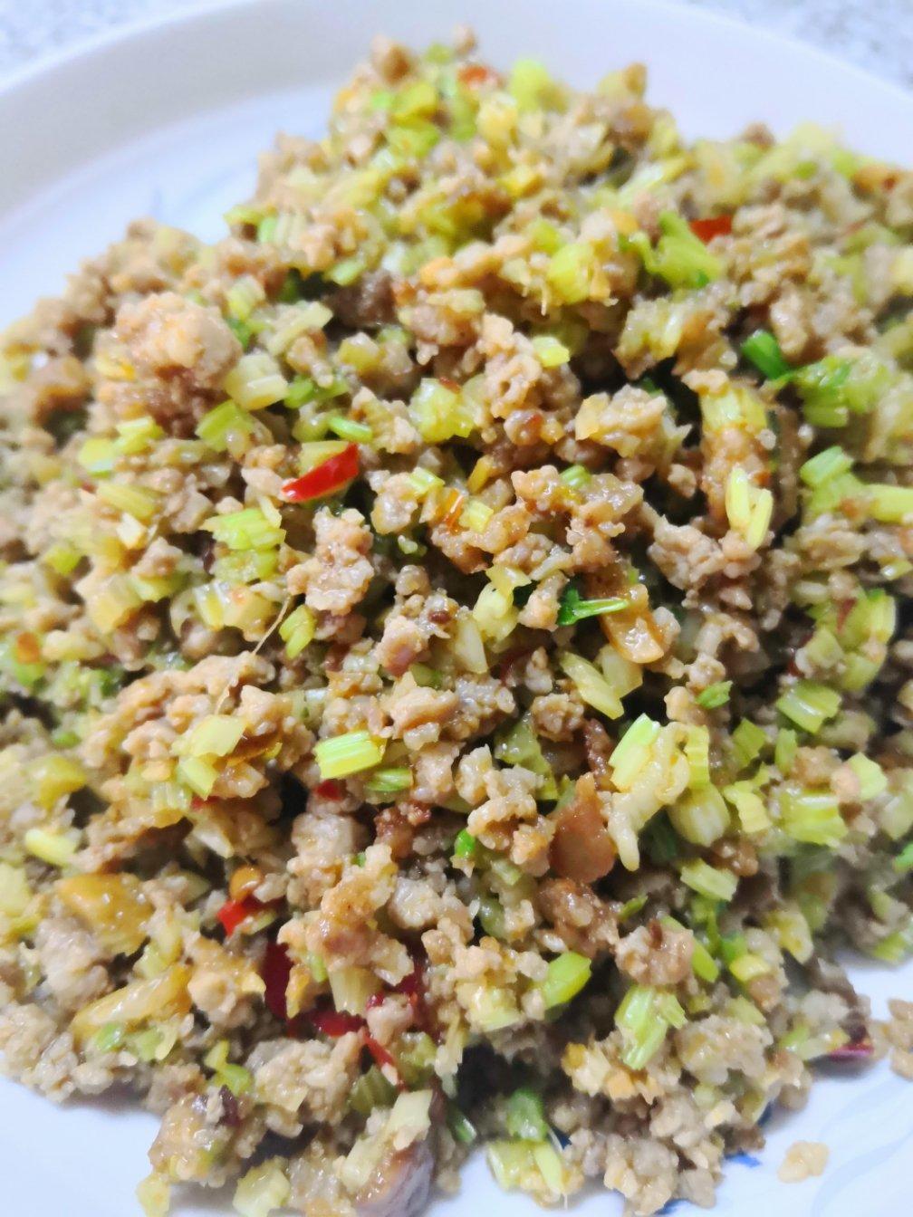 烂肉芹菜