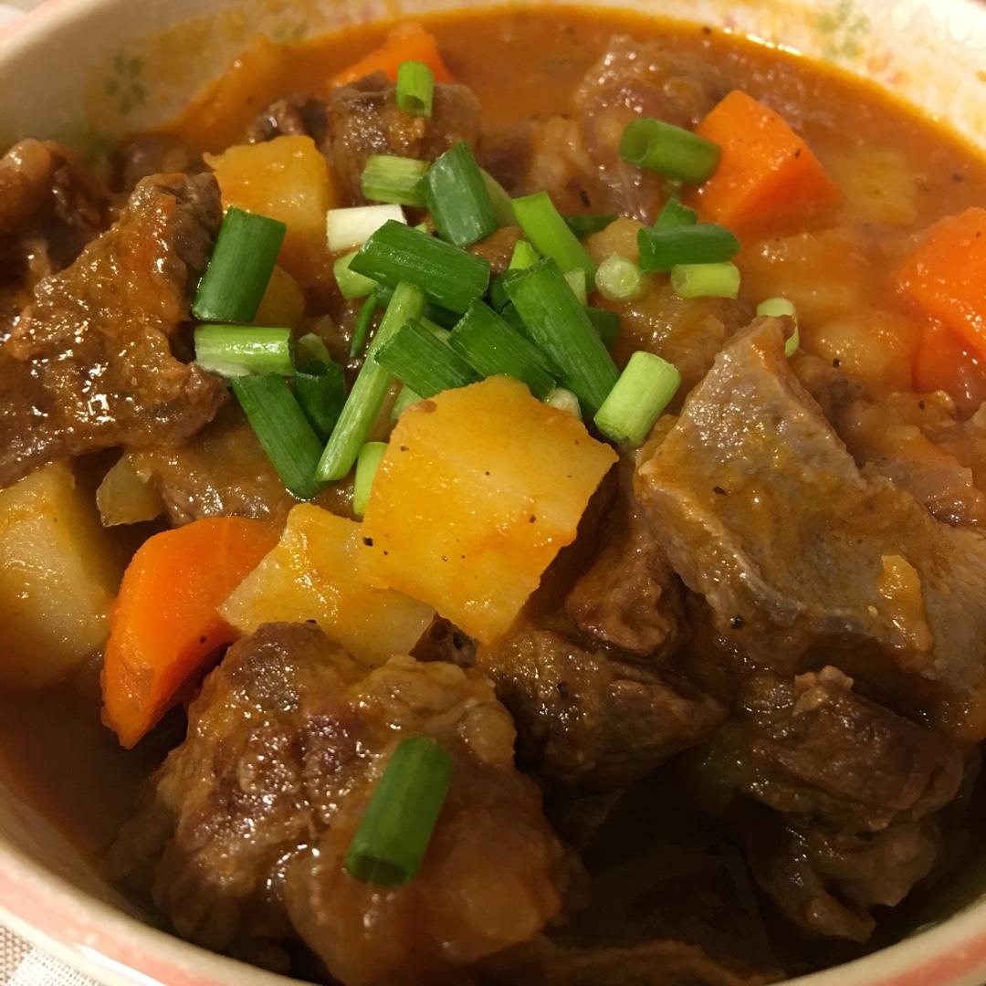 土豆炖牛肉