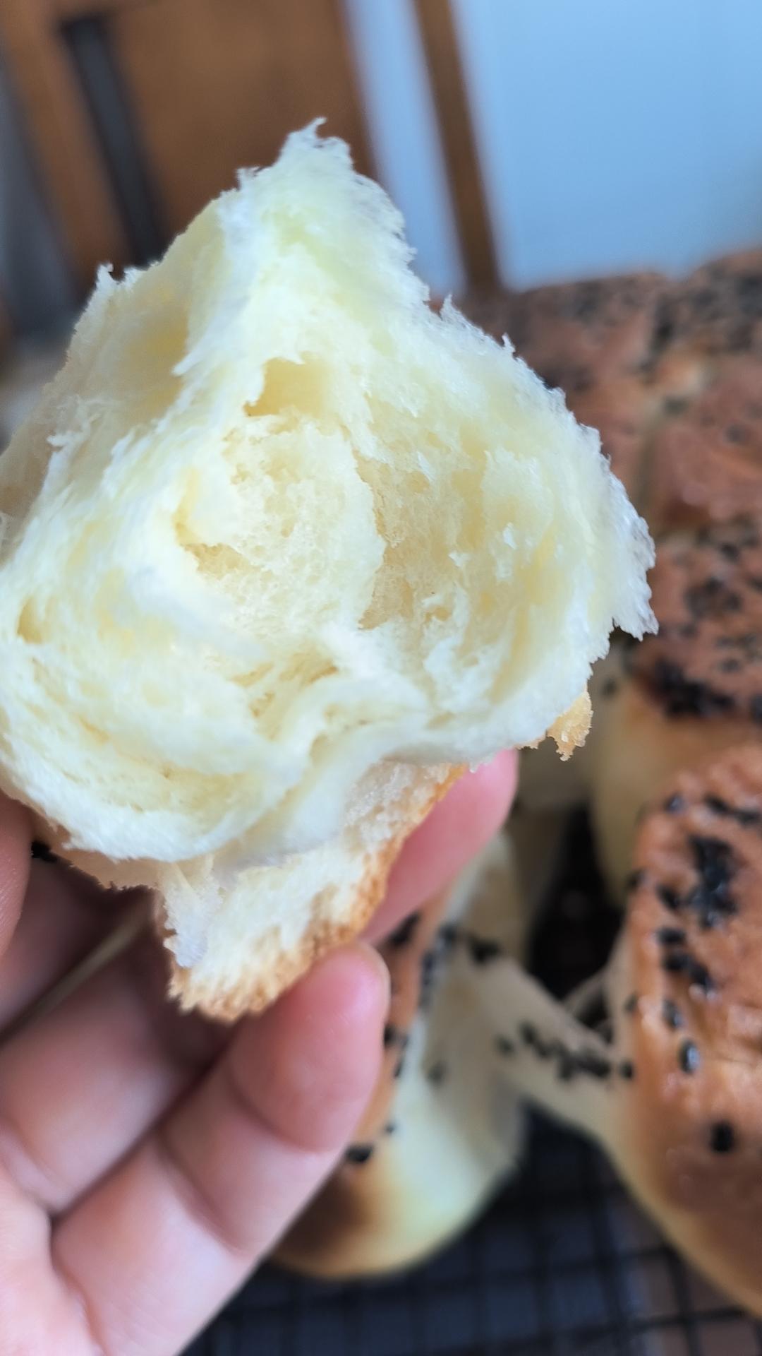 脆底蜂蜜小面包