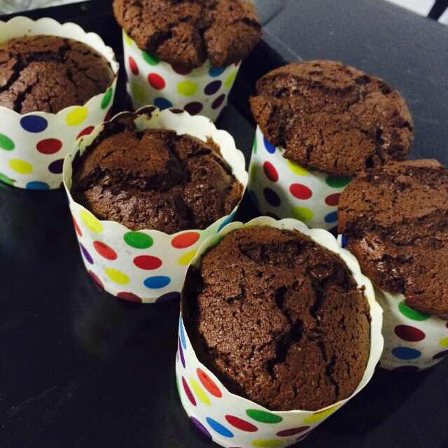 古典巧克力cupcake配马斯卡彭奶油霜