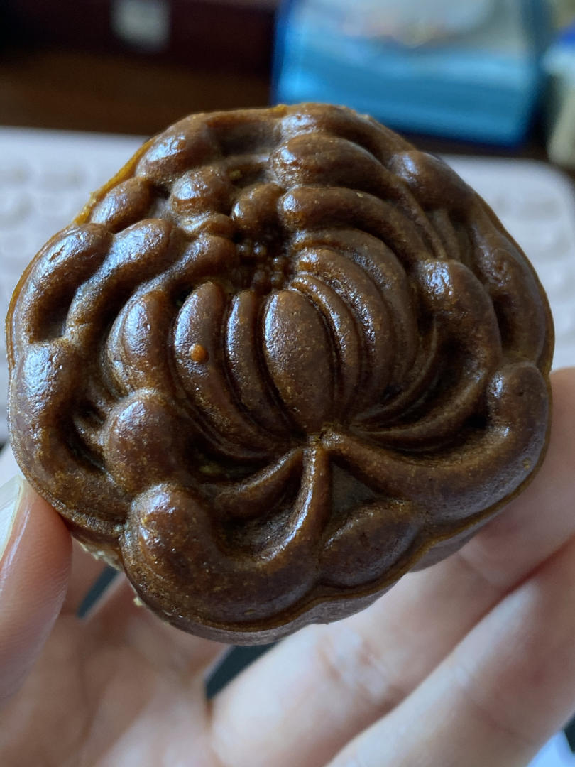 黑糖椰蓉蔓越莓月饼