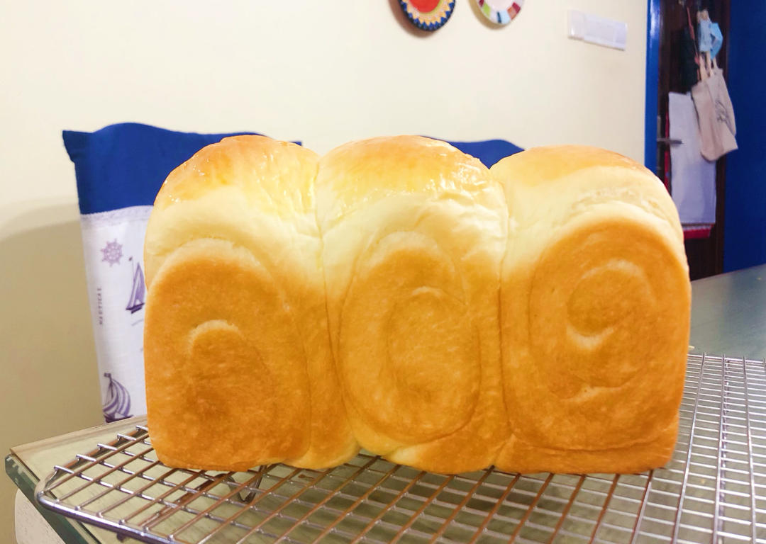 北海道吐司｜温柔奶香