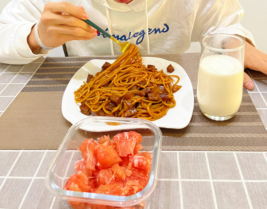 黑胡椒鸡肉意大利面