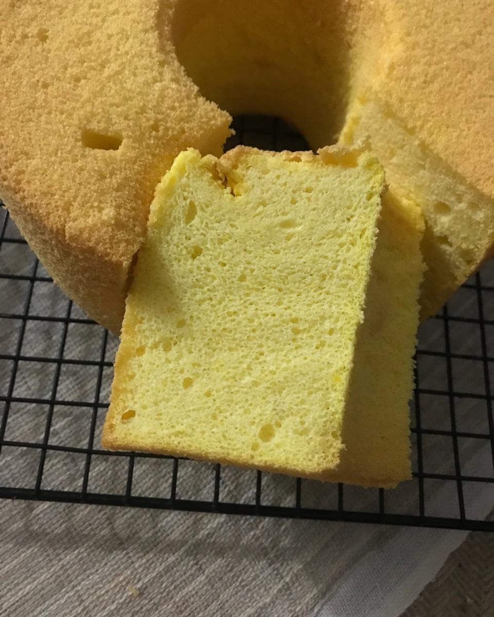 超细腻的南瓜戚风蛋糕