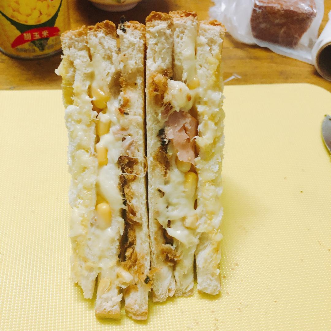 乳酪三明治