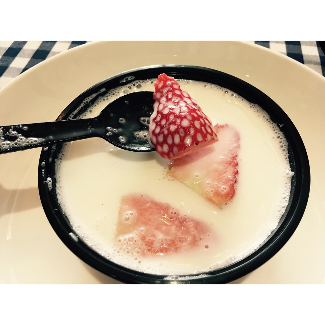 《Tinrry下午茶》教你做丸子椰汁西米露