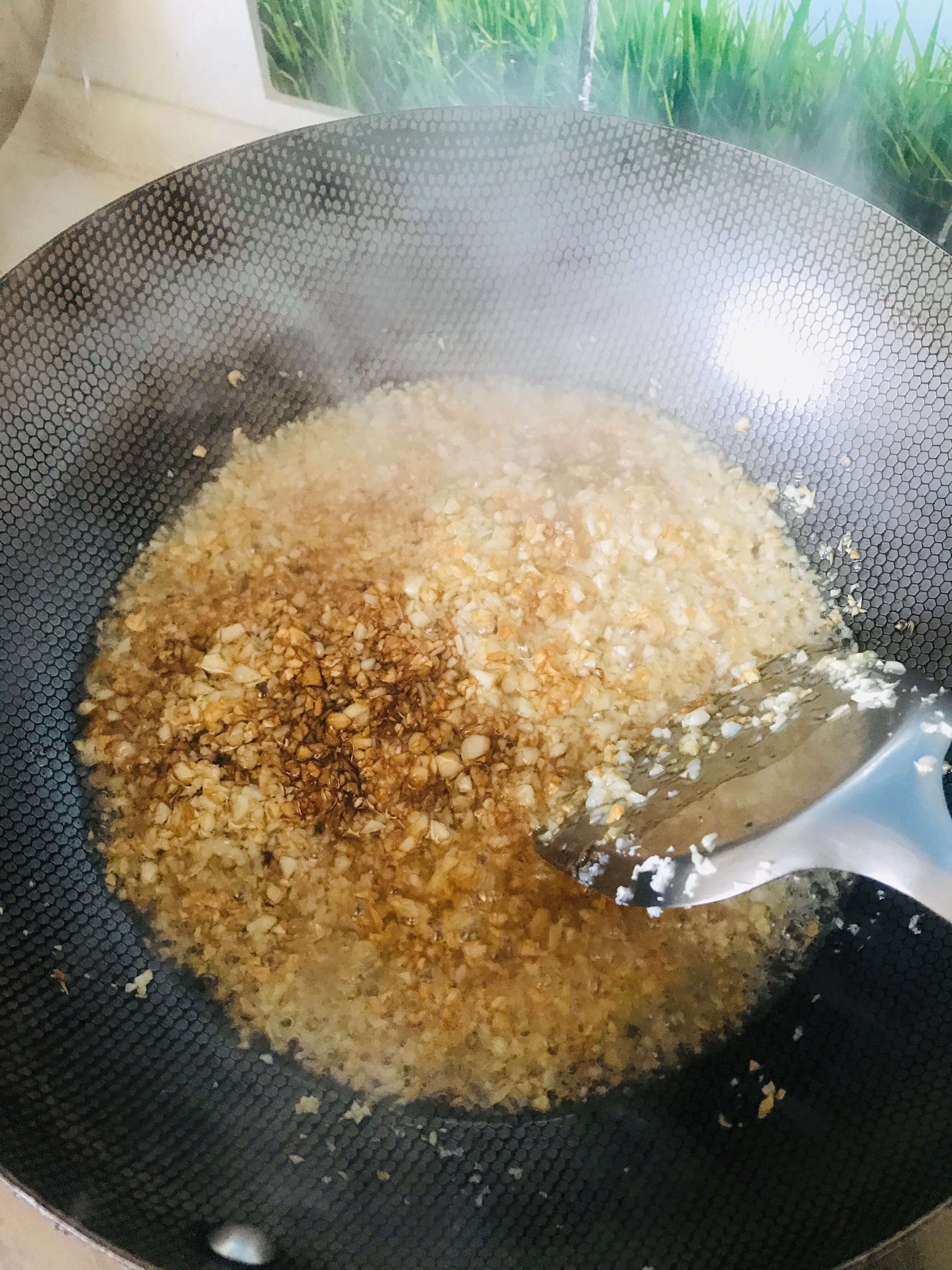 适合煎炒蒸烤的蒜蓉酱的做法 步骤4