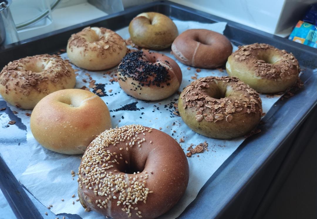 黑芝麻全麦贝果