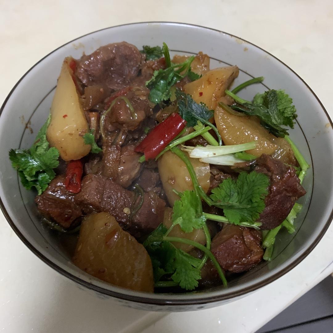 酱炖萝卜牛肉（牛腱）